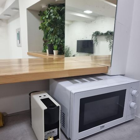 Appartamento Elegant Yellow Submarine Belgrado Esterno foto