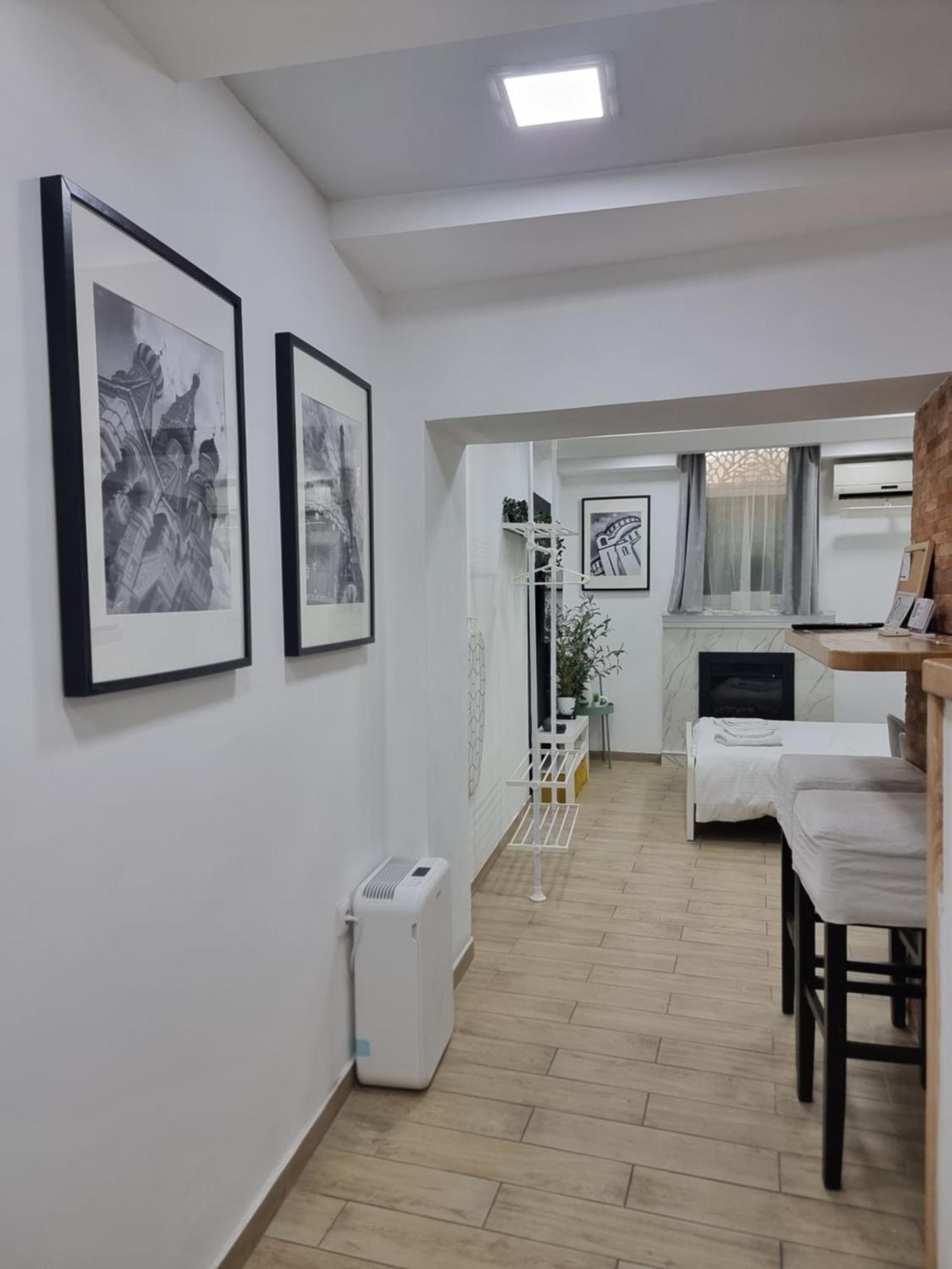 Appartamento Elegant Yellow Submarine Belgrado Esterno foto